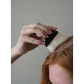 Mellow Mind Hair Dry Shampoo Brush